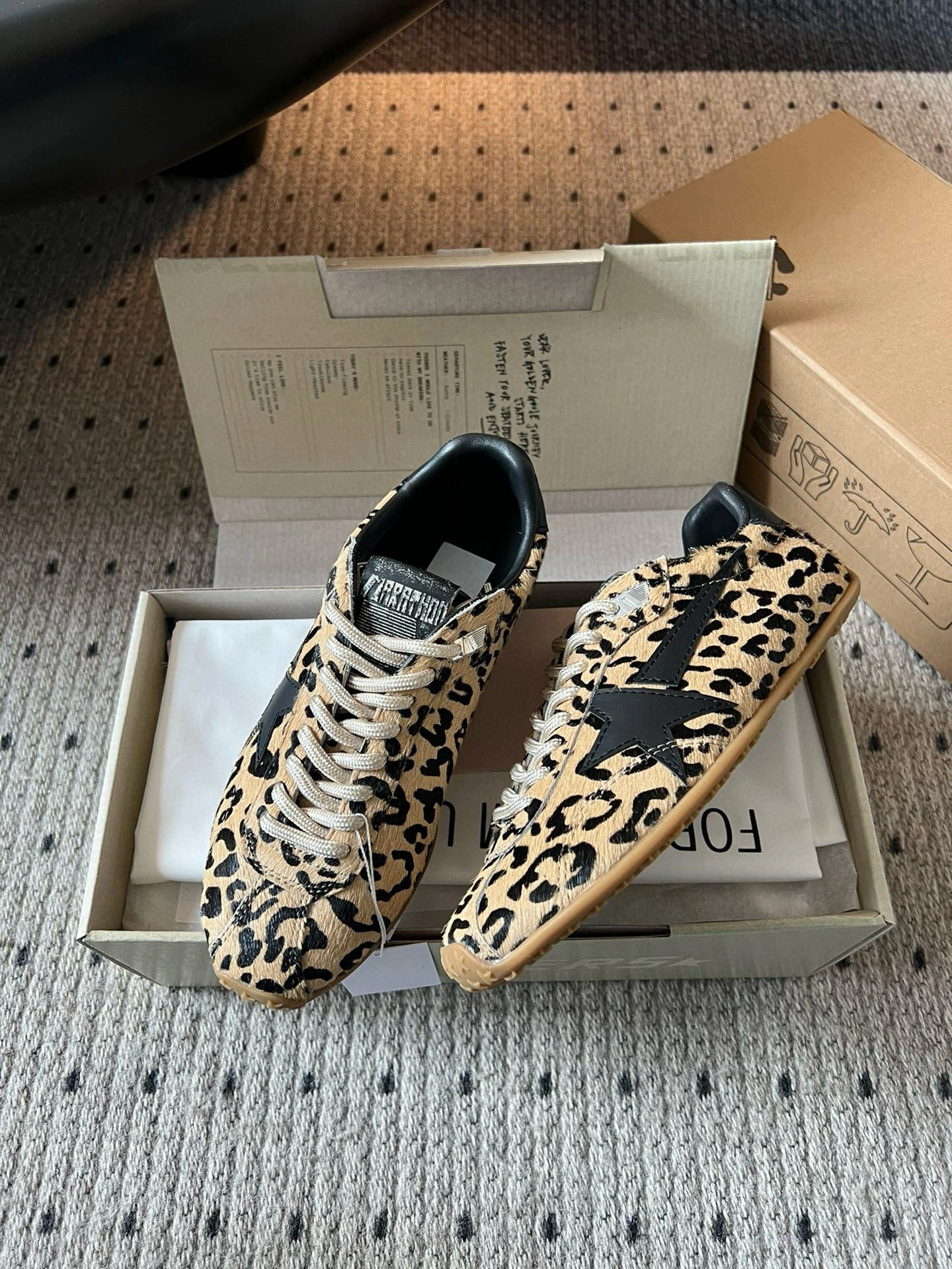 OOBB-- 6642 GMF00923.F007409.55671  GWF00923.F007409.55671 nylon cowhide item:E-X018I2302